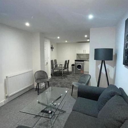 2 Bed Room Luxury Apartment In Old Kent Road لندن المظهر الخارجي الصورة