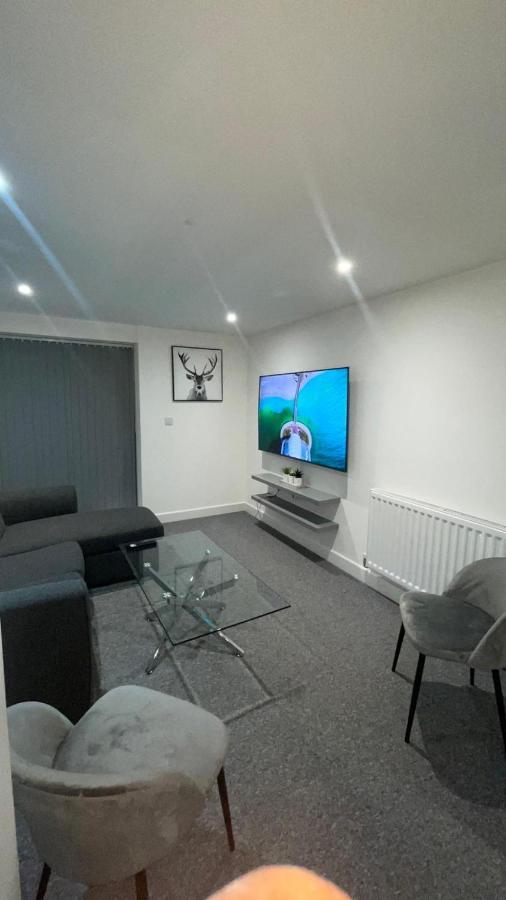 2 Bed Room Luxury Apartment In Old Kent Road لندن المظهر الخارجي الصورة