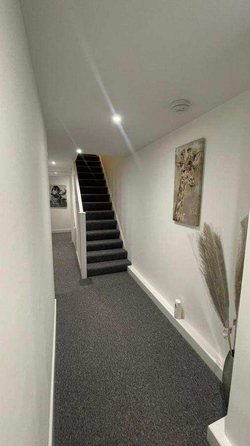 2 Bed Room Luxury Apartment In Old Kent Road لندن المظهر الخارجي الصورة